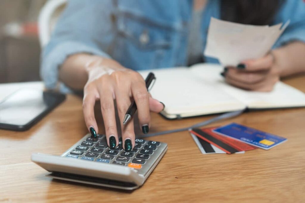 How to Manage Credit Card Debt 2 AdobeStock 306848264